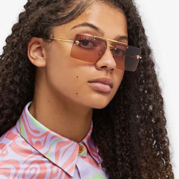 Versace VE2245 10028H Sunglasses Gold Violet Rectangle Unisex - Picture 10 of 10